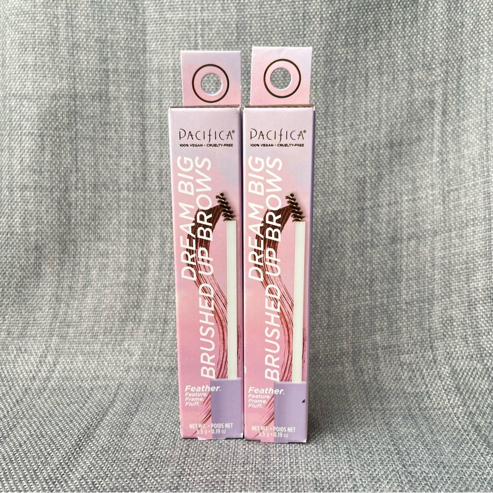 Pacifica Medium Eyebrow Brush Dream Big Brushed Up Full Fluffy Defined Eyebrows